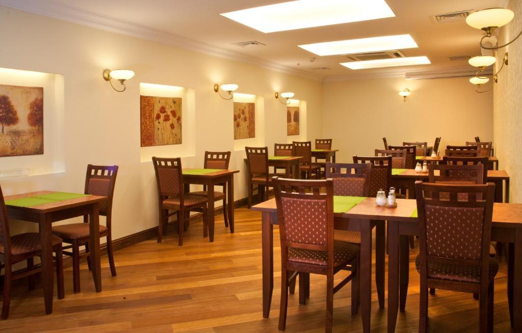 Kobza Haus Old Town Bed & Breakfast Гданск Екстериор снимка