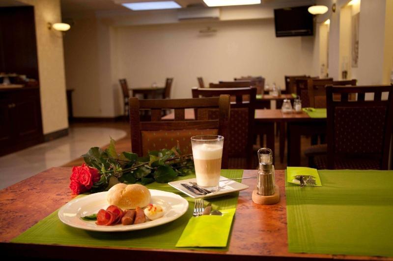 Kobza Haus Old Town Bed & Breakfast Гданск Екстериор снимка
